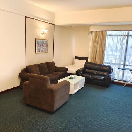 Plaza Apartment At Berjaya Times Square Kl Куала-Лумпур Екстер'єр фото