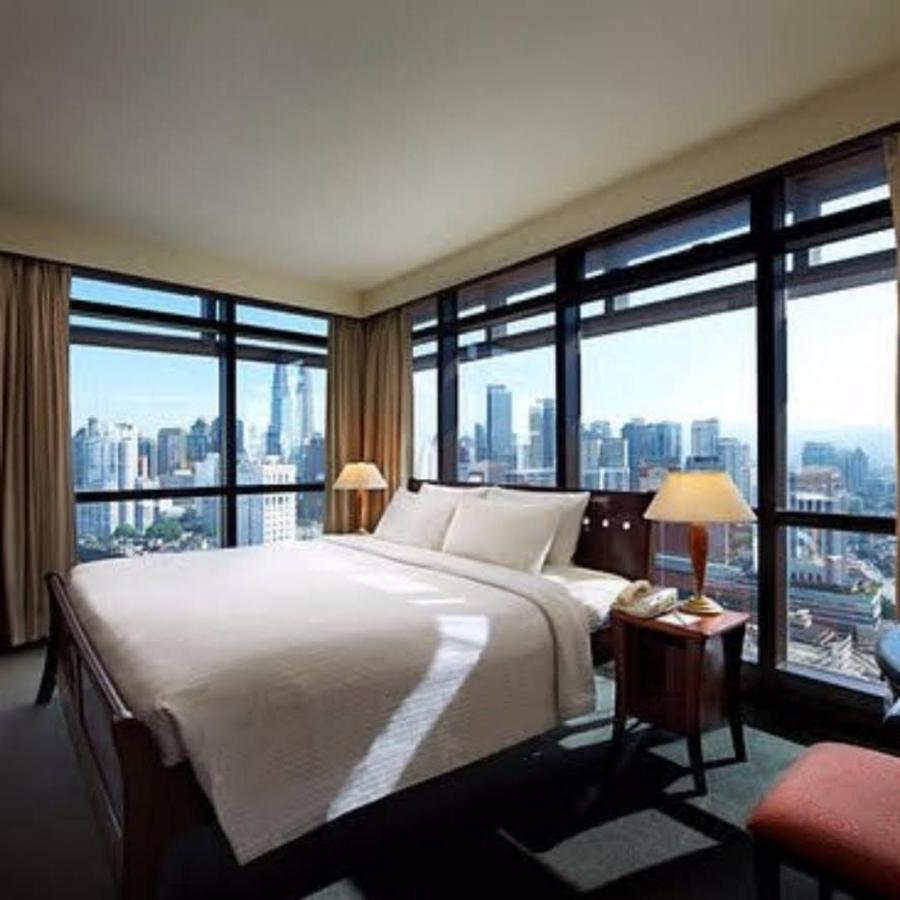 Plaza Apartment At Berjaya Times Square Kl Куала-Лумпур Екстер'єр фото