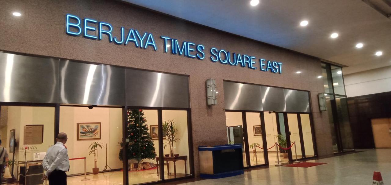 Plaza Apartment At Berjaya Times Square Kl Куала-Лумпур Екстер'єр фото