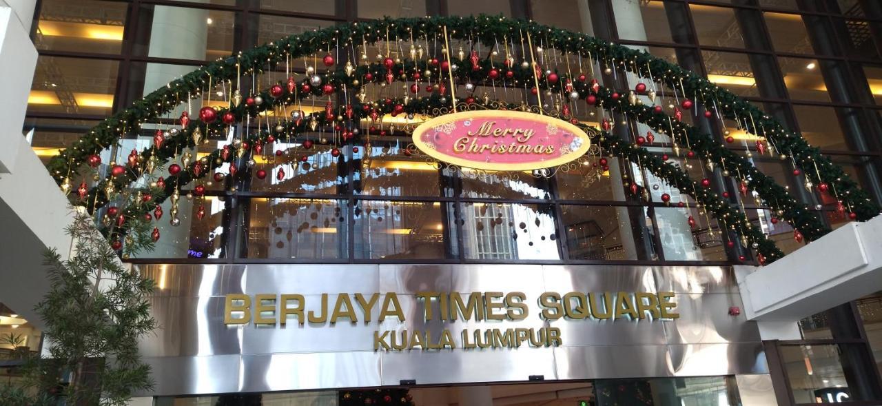 Plaza Apartment At Berjaya Times Square Kl Куала-Лумпур Екстер'єр фото