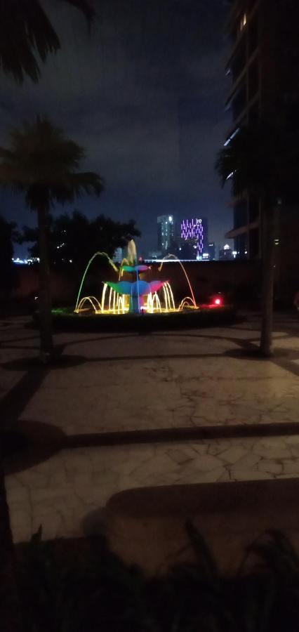 Plaza Apartment At Berjaya Times Square Kl Куала-Лумпур Екстер'єр фото