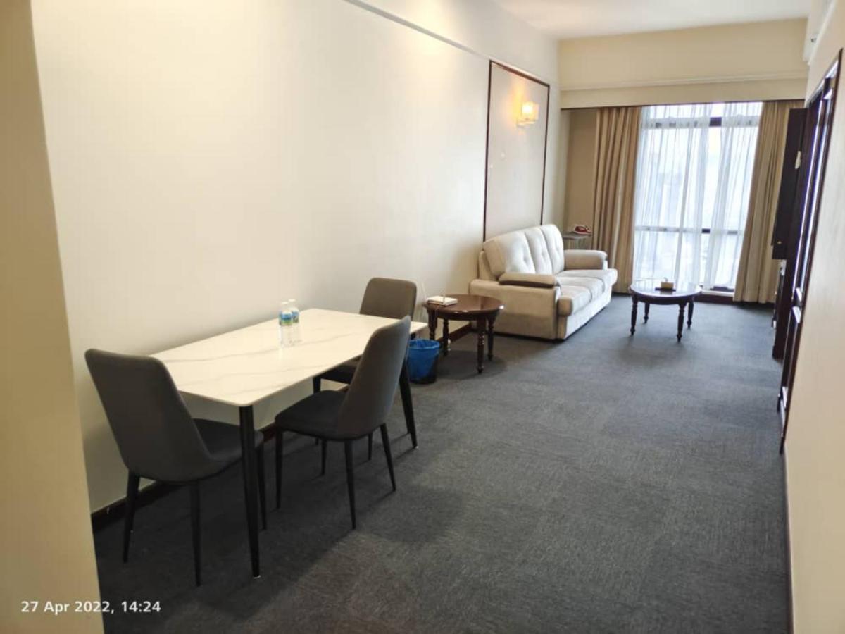 Plaza Apartment At Berjaya Times Square Kl Куала-Лумпур Екстер'єр фото