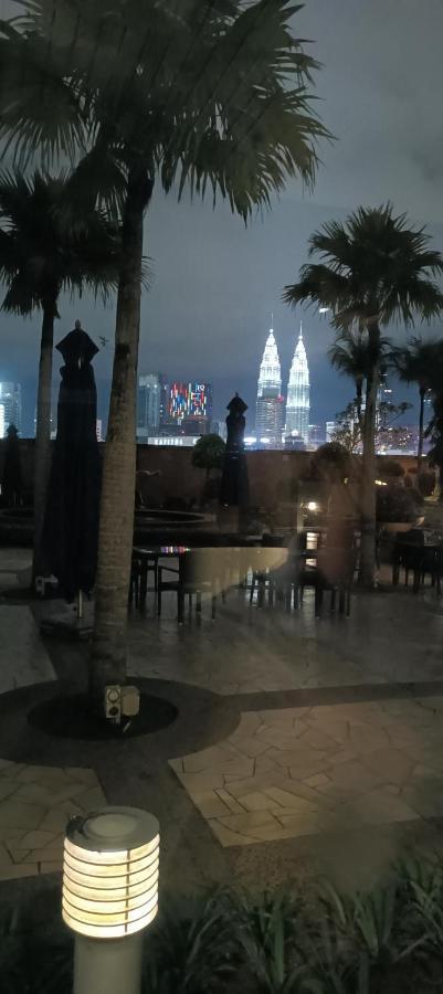 Plaza Apartment At Berjaya Times Square Kl Куала-Лумпур Екстер'єр фото