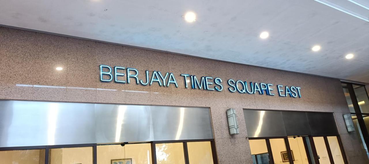 Plaza Apartment At Berjaya Times Square Kl Куала-Лумпур Екстер'єр фото